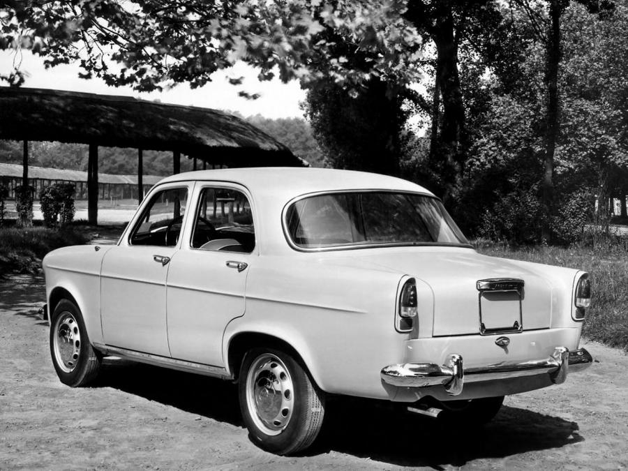  Alfa Romeo Giulietta Berlina (101) 1959 года  (фото 5 из 5)